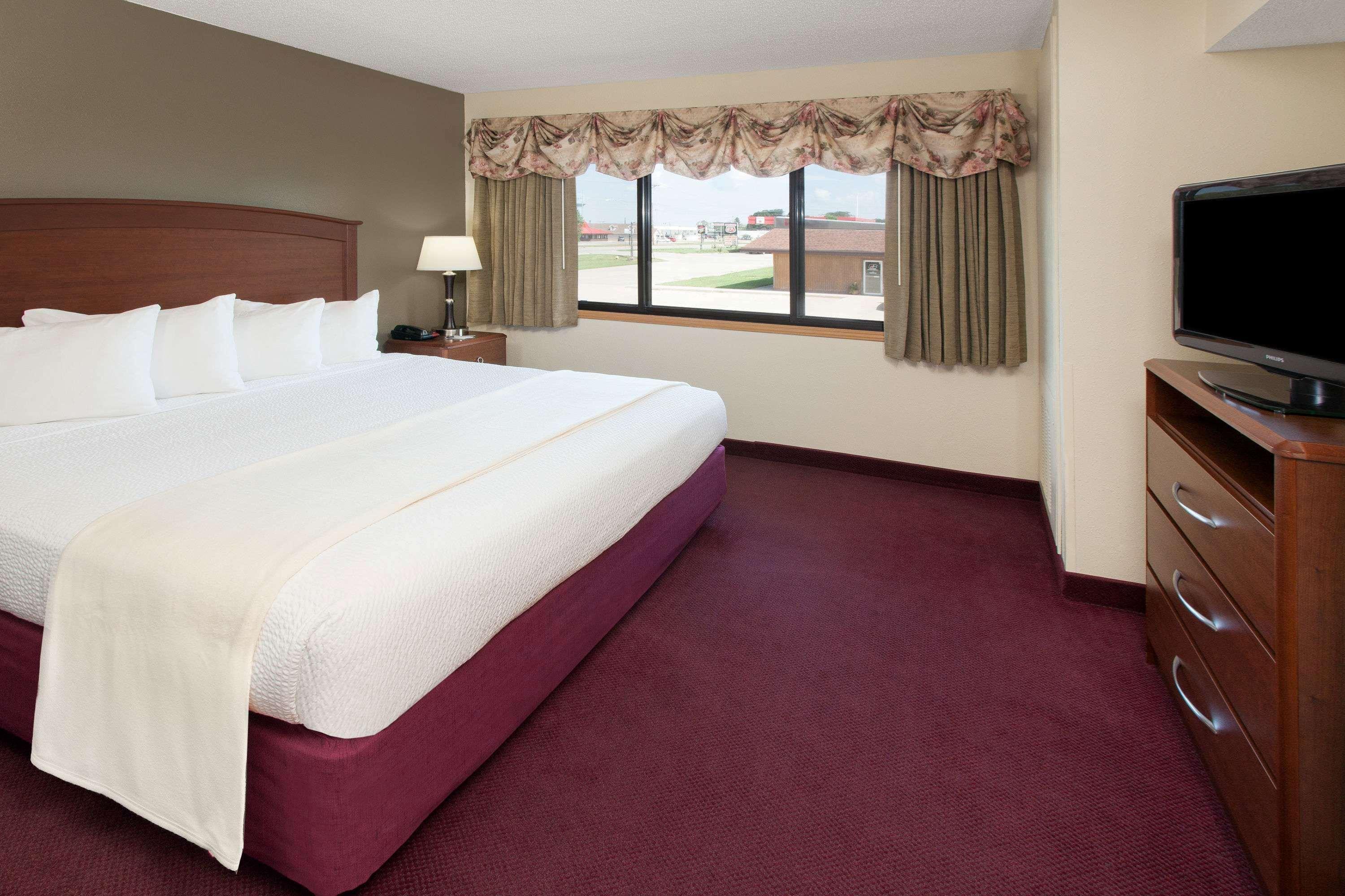 Americinn By Wyndham Iowa Falls מראה חיצוני תמונה
