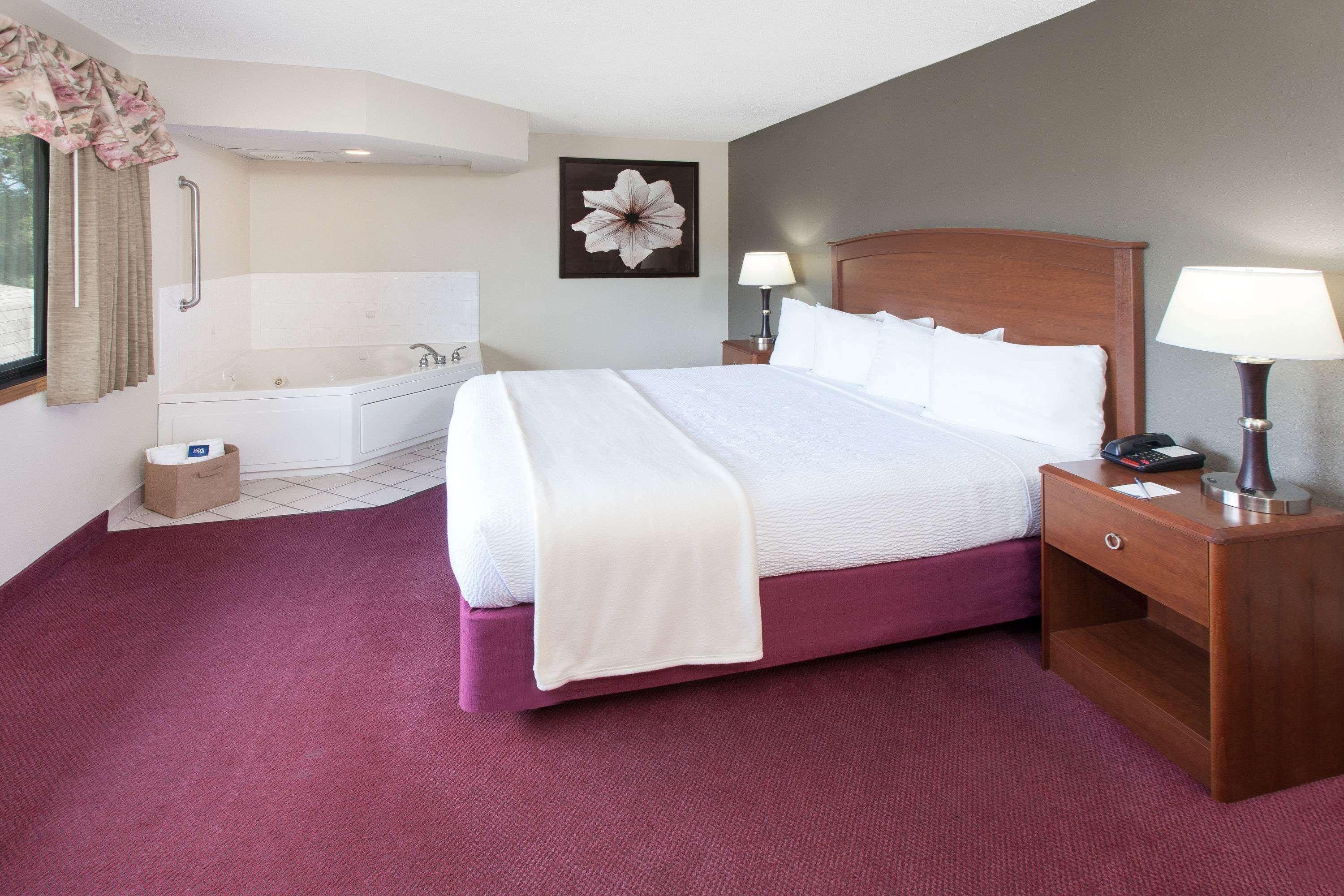 Americinn By Wyndham Iowa Falls מראה חיצוני תמונה